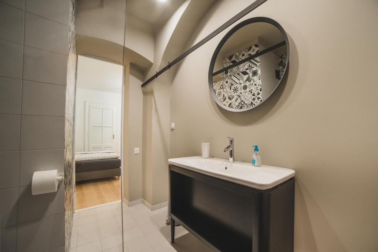 Iancu 21 Apartment *